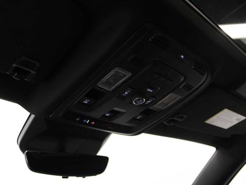 Certified 2024 Cadillac Escalade Sport w/ LPO, ONYX Package image 32