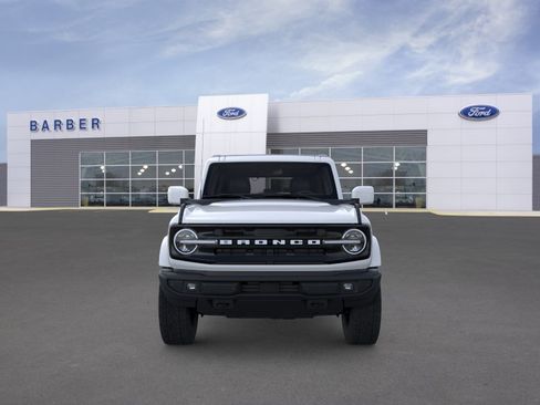 New 2026 Ford Bronco Outer Banks AWD/4WD image 6