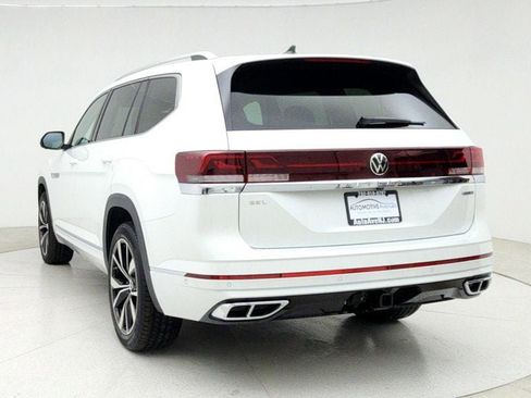Used 2025 Volkswagen Atlas SEL Premium R-Line image 6