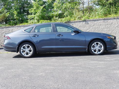 Used 2023 Honda Accord LX image 8