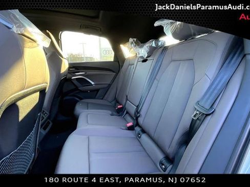 New 2025 Audi Q5 Premium Plus AWD/4WD image 10