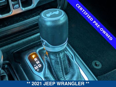 Used 2021 Jeep Wrangler Unlimited Sahara w/ Cold Weather Group AWD/4WD image 27