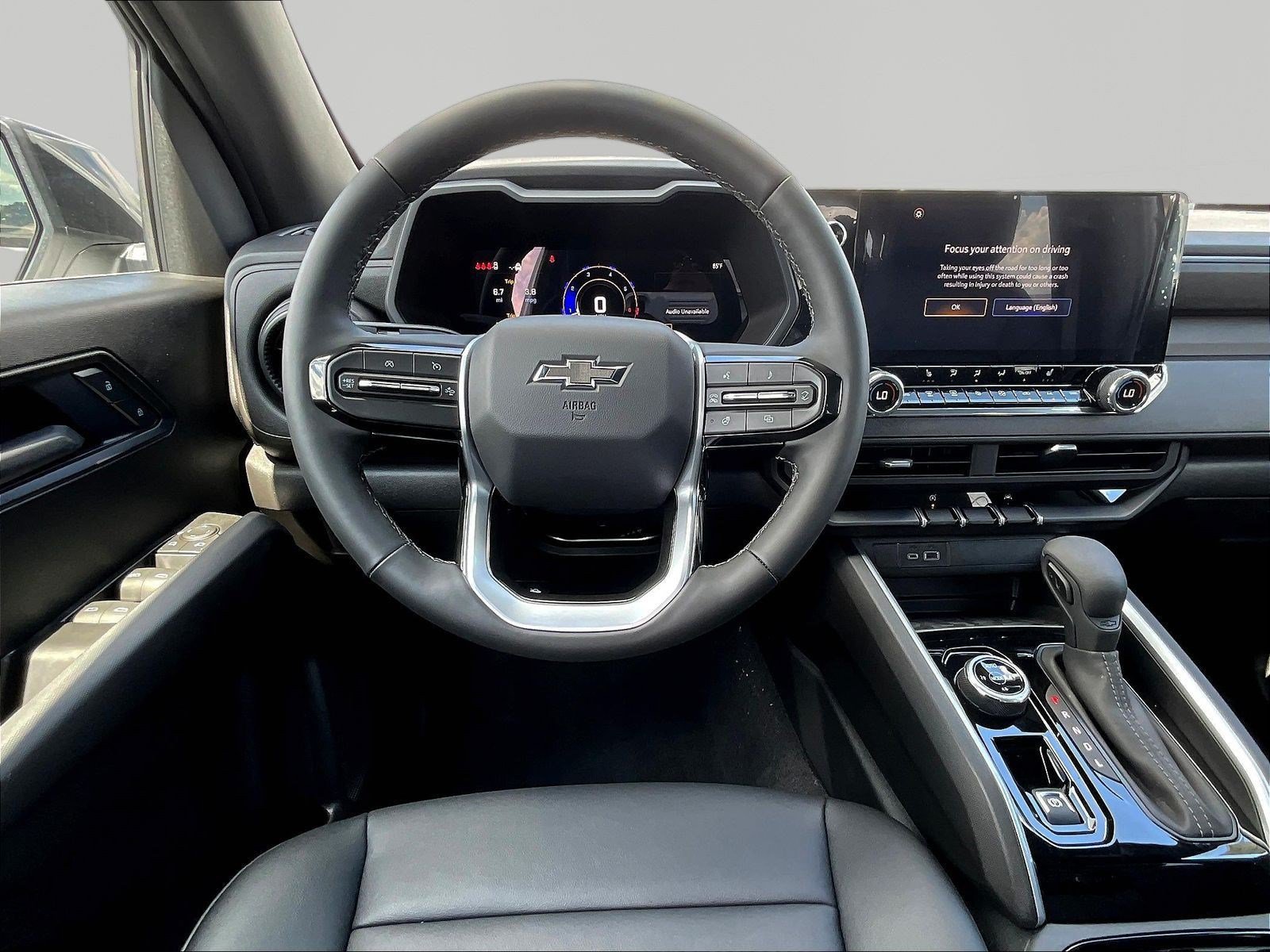 New 2026 Chevrolet Colorado Trail Boss w/ Midnight Edition AWD/4WD image 9