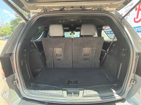 Used 2024 Dodge Durango GT RWD image 17