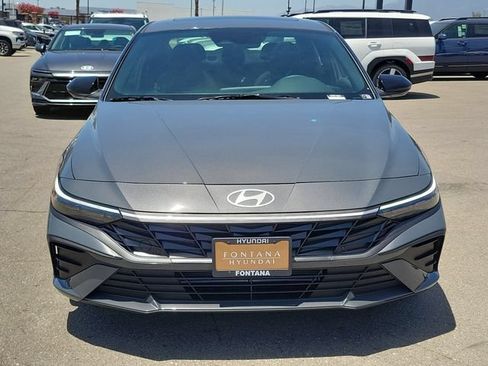 New 2026 Hyundai Elantra SEL Sport FWD image 32