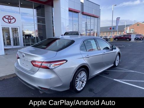 Certified 2020 Toyota Camry XLE image 7