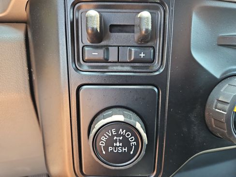Used 2026 Ford F250 XLT RWD image 29