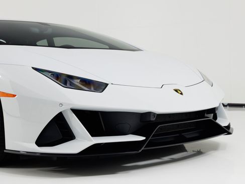 Used 2020 Lamborghini Huracan EVO AWD/4WD image 57