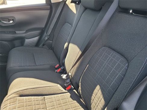 New 2026 Honda HR-V LX image 9