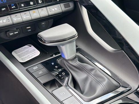 New 2026 Hyundai Elantra Limited image 27