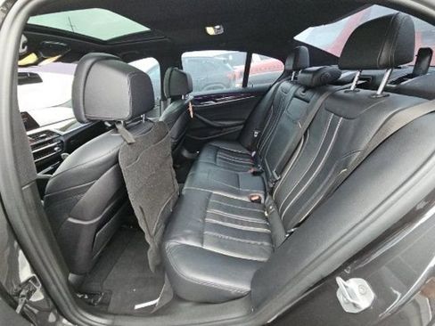 Used 2018 BMW 540i xDrive 540i xDrive w/ M Sport Package image 6