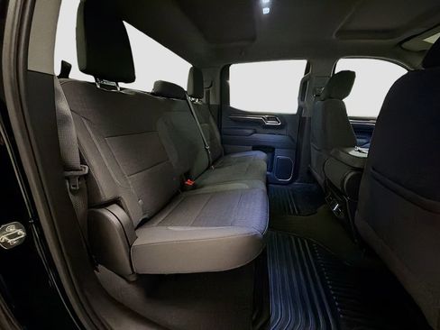Used 2023 Chevrolet Silverado 1500 LT AWD/4WD image 28