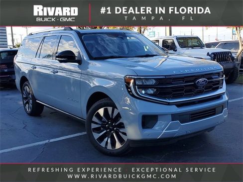 Used 2025 Ford Expedition Max Platinum w/ Driver's Package image 1