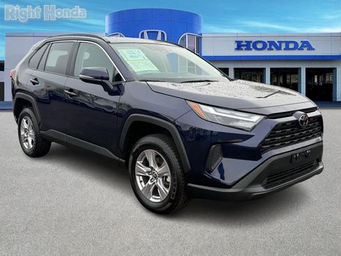 Used 2024 Toyota RAV4 XLE image 9