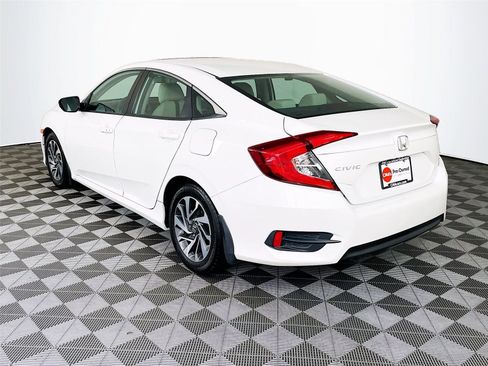 Used 2016 Honda Civic EX image 6