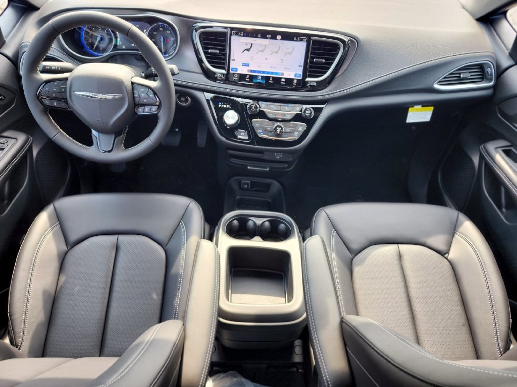 New 2026 Chrysler Pacifica Select w/ S Appearance Package AWD/4WD image 12