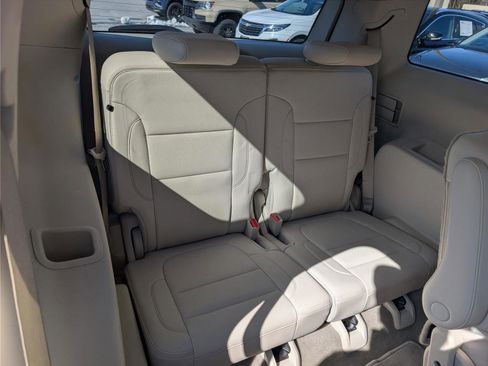 Used 2021 GMC Acadia Denali w/ Denali Ultimate Package image 13