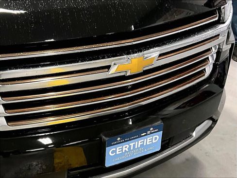 Certified 2023 Chevrolet Suburban High Country image 32