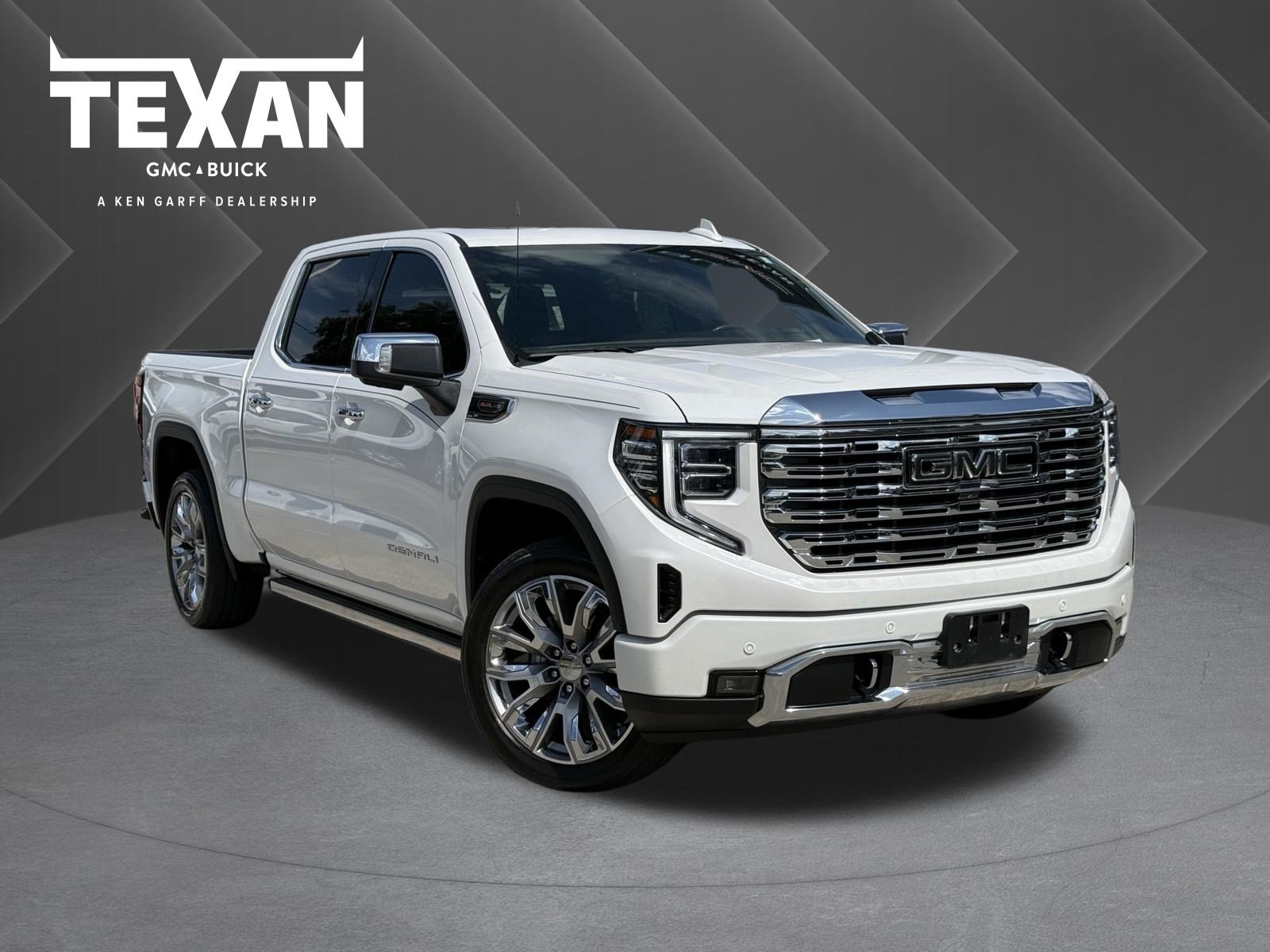 Used 2023 GMC Sierra 1500 Denali w/ Denali Reserve Package AWD/4WD image 1
