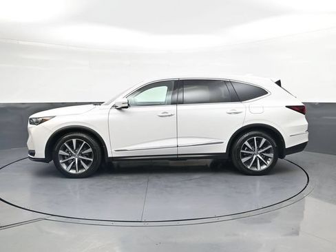 Used 2025 Acura MDX FWD w/ Technology Package image 8