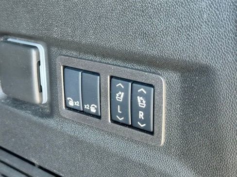 Used 2024 Chevrolet Tahoe RST w/ Luxury Package image 30