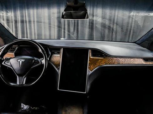Used 2020 Tesla Model X Long Range AWD/4WD image 21