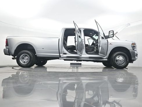 New 2026 RAM 3500 Tradesman w/ Chrome Appearance Group A image 47