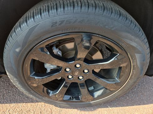 Used 2023 Ford Explorer ST-Line w/ Class IV Trailer Tow Package AWD/4WD image 9