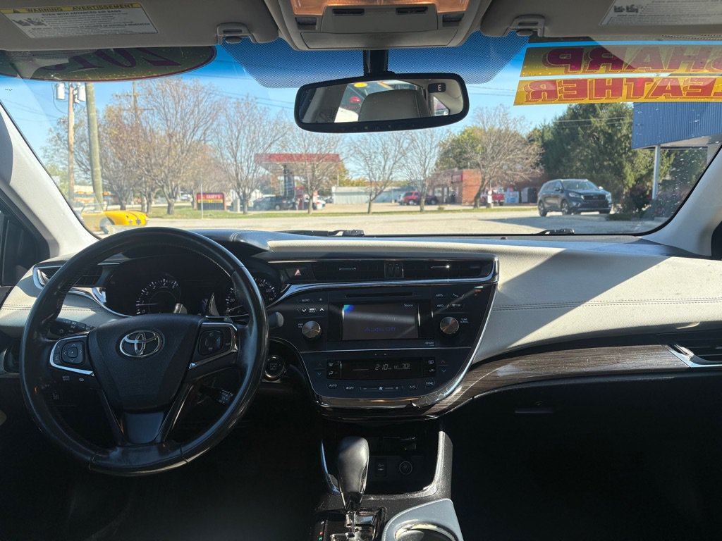 Used 2013 Toyota Avalon XLE Touring FWD image 15