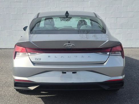 Used 2023 Hyundai Elantra SEL w/ Convenience Package FWD image 15