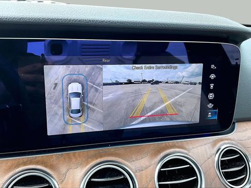 Used 2023 Mercedes-Benz E 350 Sedan image 27