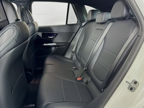 New 2026 Mercedes-Benz GLC 300 image 7
