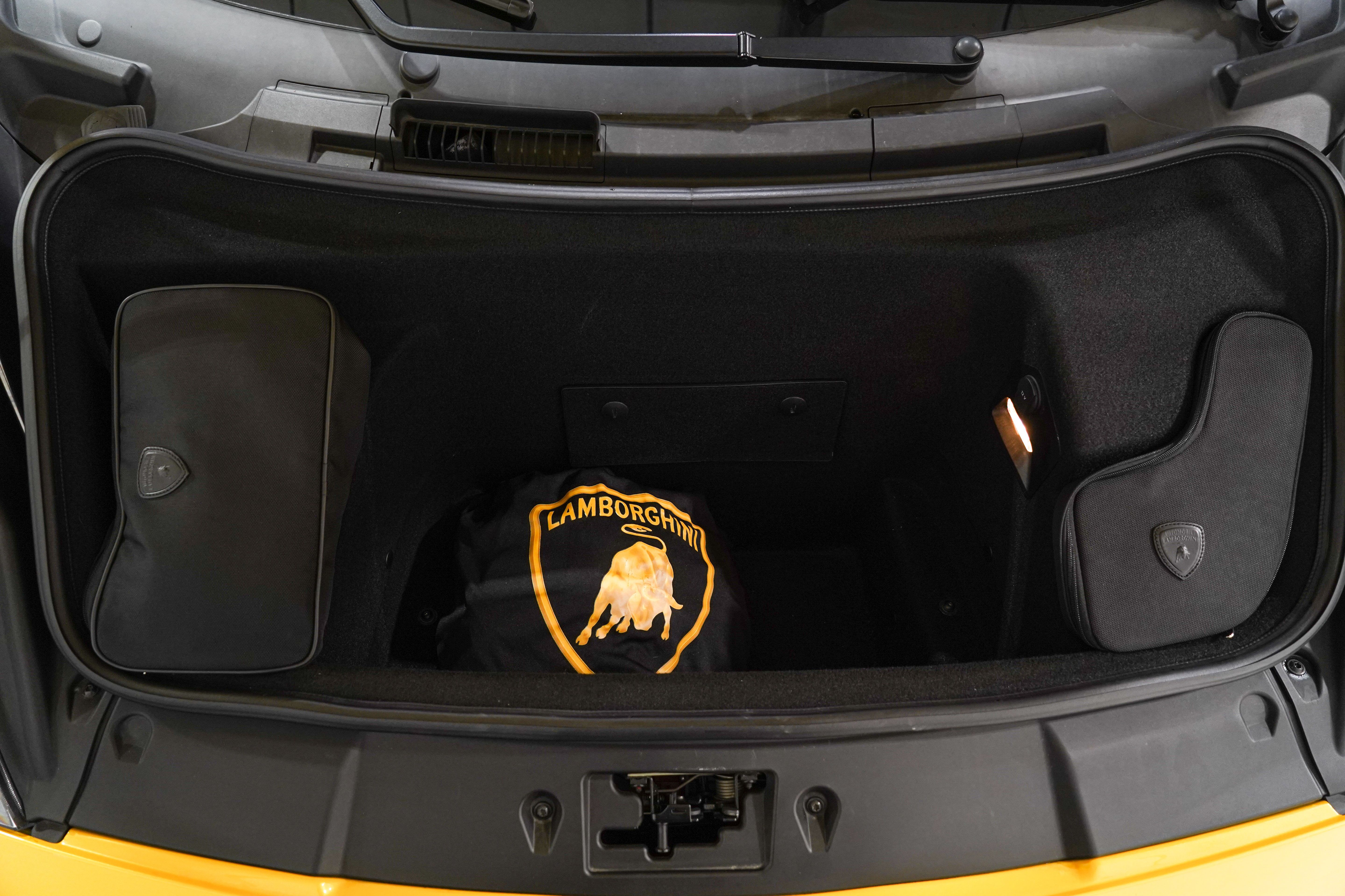 Used 2010 Lamborghini Gallardo LP 560-4 AWD/4WD image 40