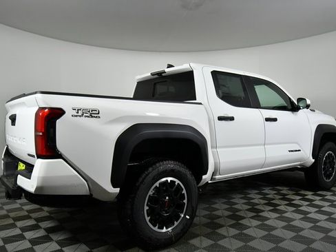 New 2025 Toyota Tacoma TRD Off-Road image 10