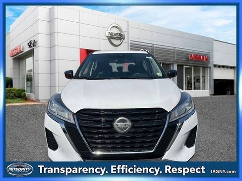 Certified 2021 Nissan Kicks S FWD image 7