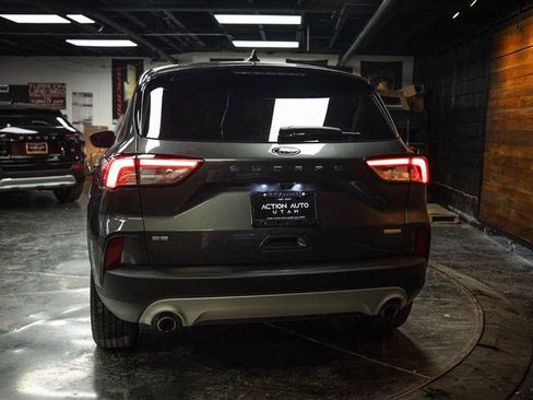 Used 2020 Ford Escape SE FWD image 6