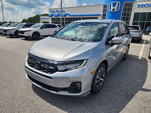 New 2026 Honda Odyssey EX-L image 2