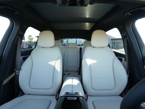 New 2026 Mercedes-Benz GLC 300 4MATIC image 31