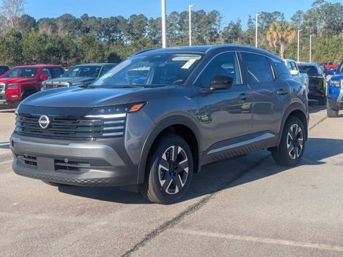 New 2026 Nissan Kicks SV w/ Charging Package AWD/4WD image 7