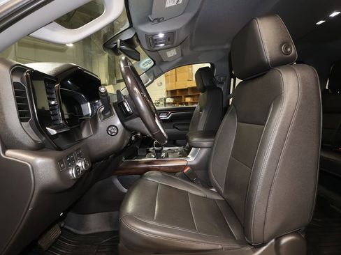 Used 2023 GMC Sierra 1500 SLT w/ SLT Premium Plus Package image 23