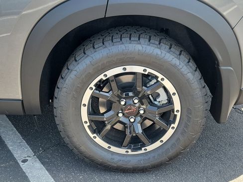 New 2026 Nissan Pathfinder Rock Creek w/ Rock Creek Premium Package AWD/4WD image 6