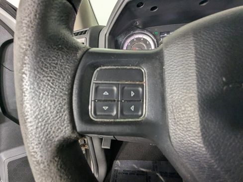 Used 2017 RAM 1500 Express image 17