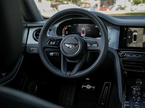 New 2025 Bentley Flying Spur Plug-In Hybrid AWD/4WD image 33