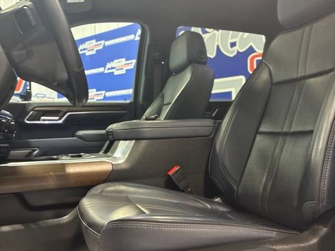 Used 2025 Chevrolet Silverado 2500 High Country w/ High Country Premium Package AWD/4WD image 18