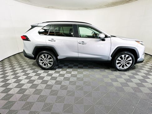 Used 2024 Toyota RAV4 XLE Premium image 2