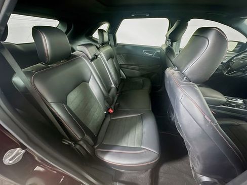 Used 2022 Ford Edge ST-Line image 27