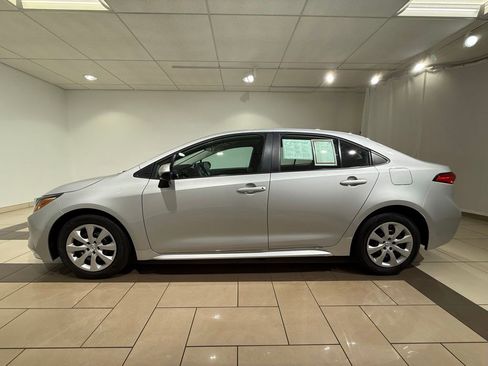 Certified 2024 Toyota Corolla LE FWD image 4