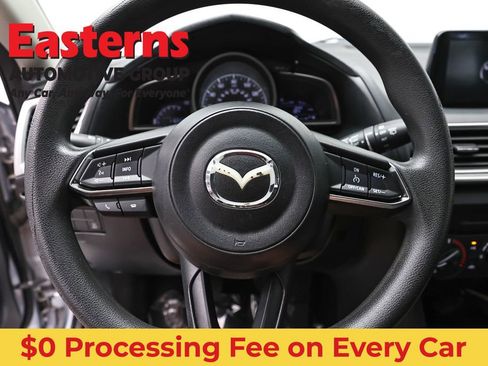 Used 2017 MAZDA MAZDA3 Sport FWD image 10