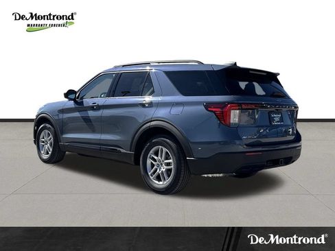 New 2026 Ford Explorer Active RWD image 7