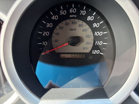 Used 2010 Toyota Tacoma PreRunner w/ TRD Sport Pkg image 20